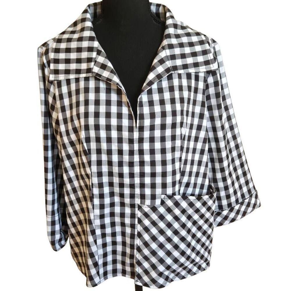 Cali Girls Womens Black White Gingham Check V Neckline Pull Over Top Medium